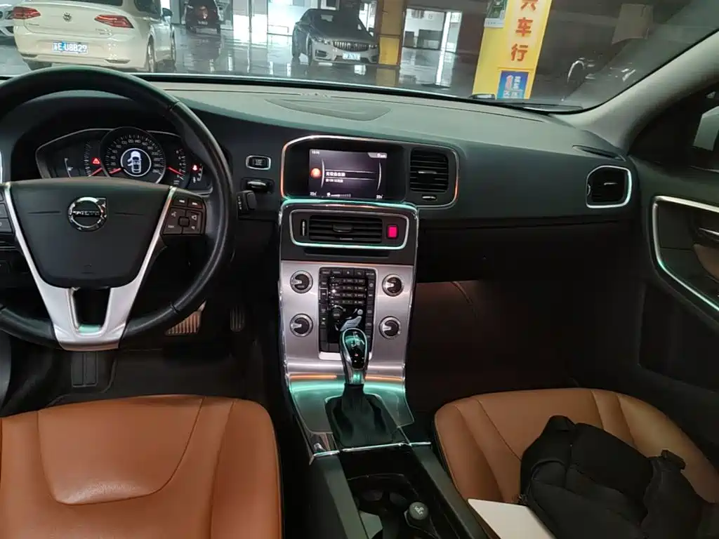 Volvo S60 — миниатюра 13