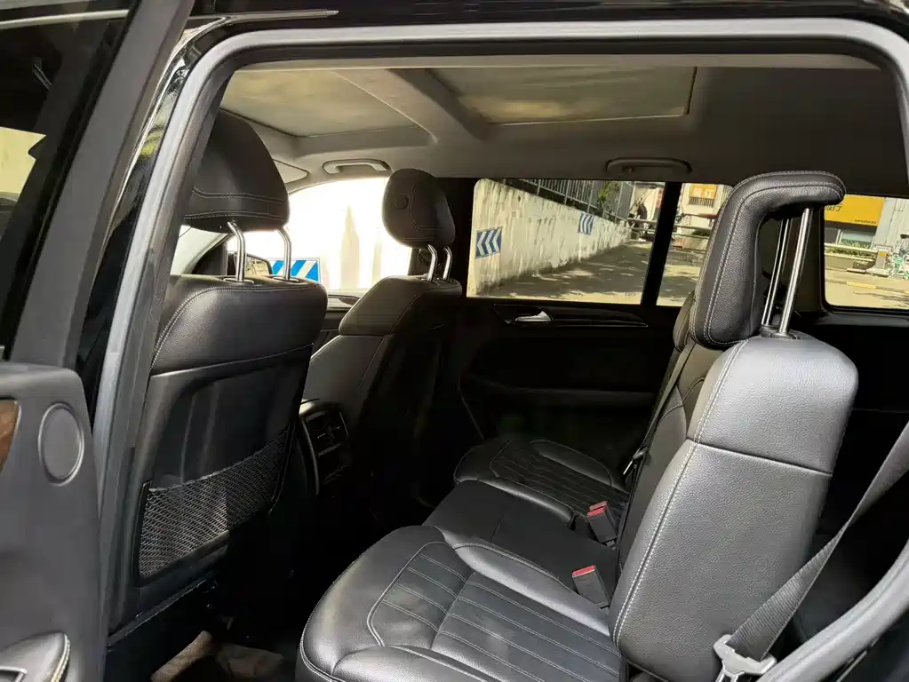 Mercedes-Benz GL-Class — миниатюра 8