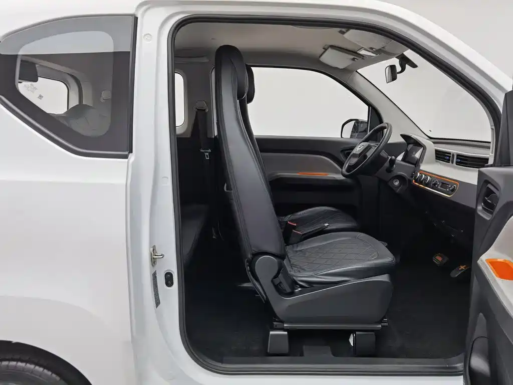 Wuling MINIEV — миниатюра 23