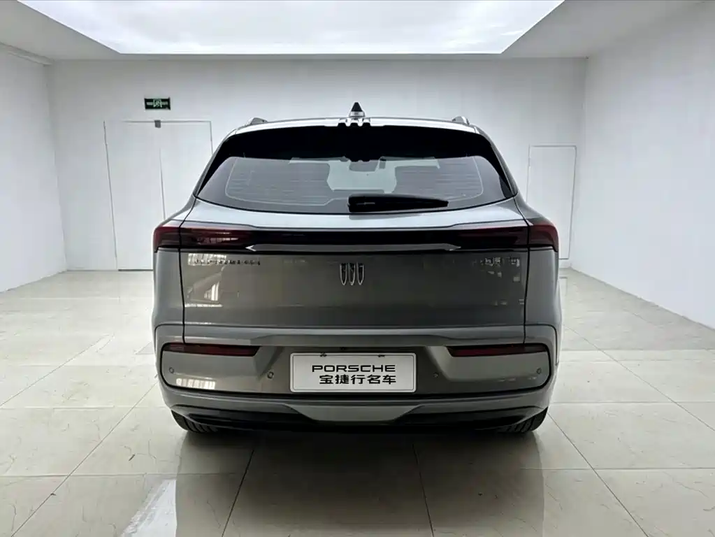 Buick E5 — миниатюра 4