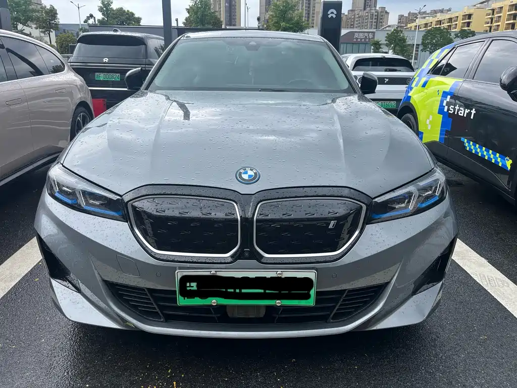 BMW i3 2024 eDrive 40 L Sport