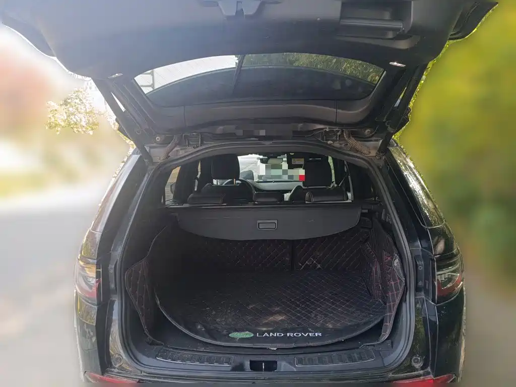 Land Rover Discovery Sport — миниатюра 15
