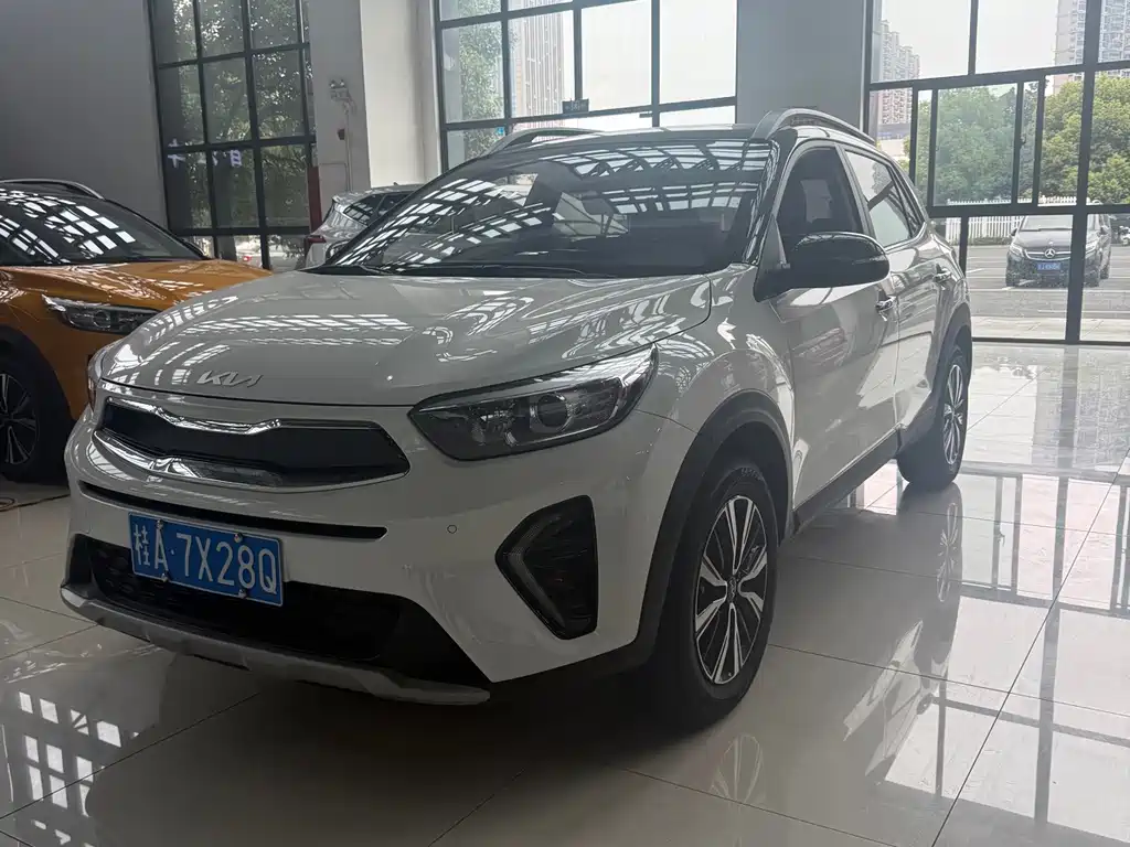 Kia KX1