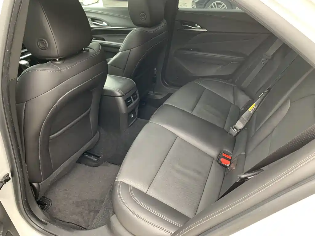 Cadillac CT4 28T Luxury Type, фото 14