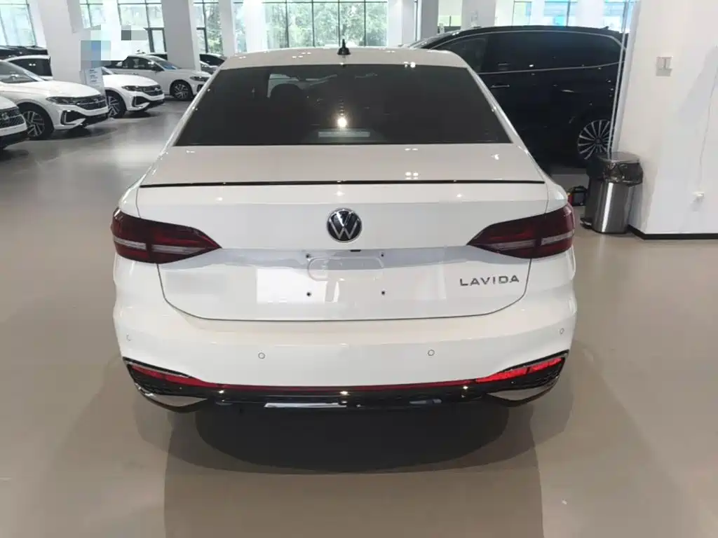 Volkswagen Lavida 2024 300TSI DSG Lead
