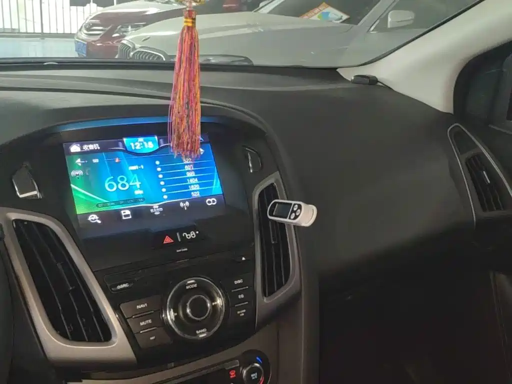 Ford Focus — миниатюра 10