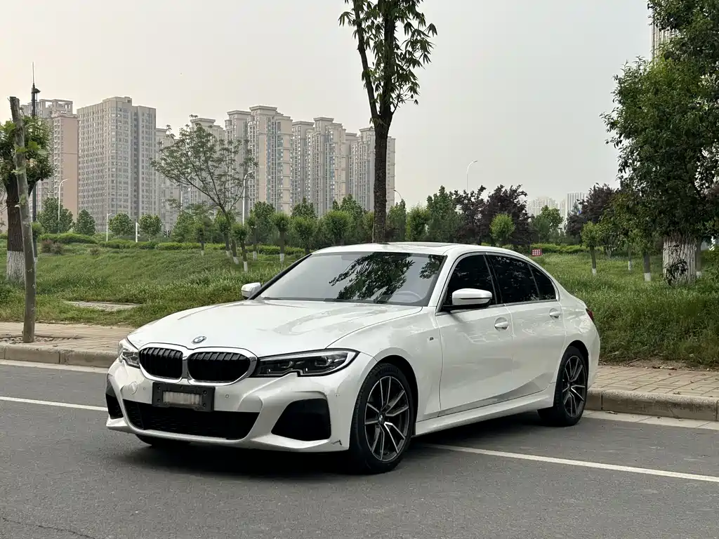 BMW 3 Series 2021
