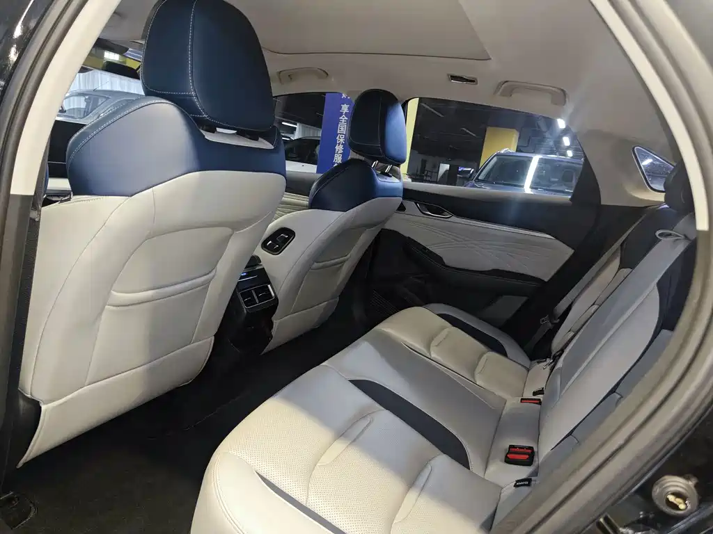 Geely Xingrui — миниатюра 5