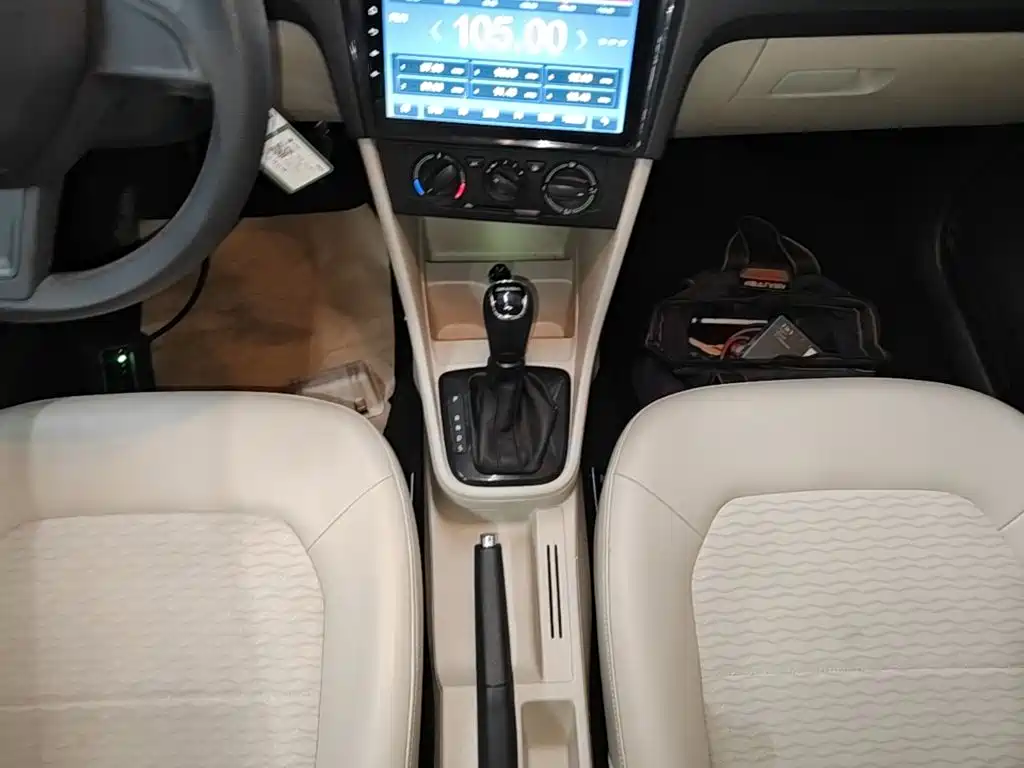 Skoda Rapid — миниатюра 14