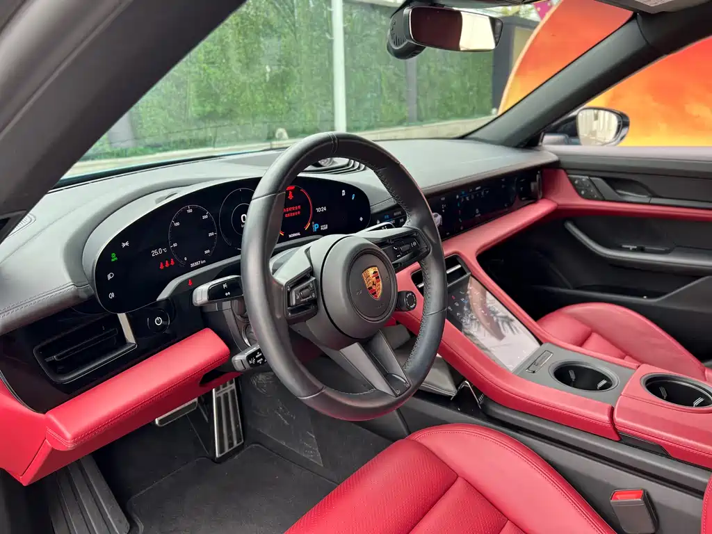 Porsche Taycan 2022 Taycan