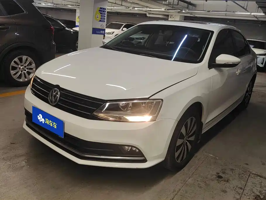 Volkswagen Sagitar 2017