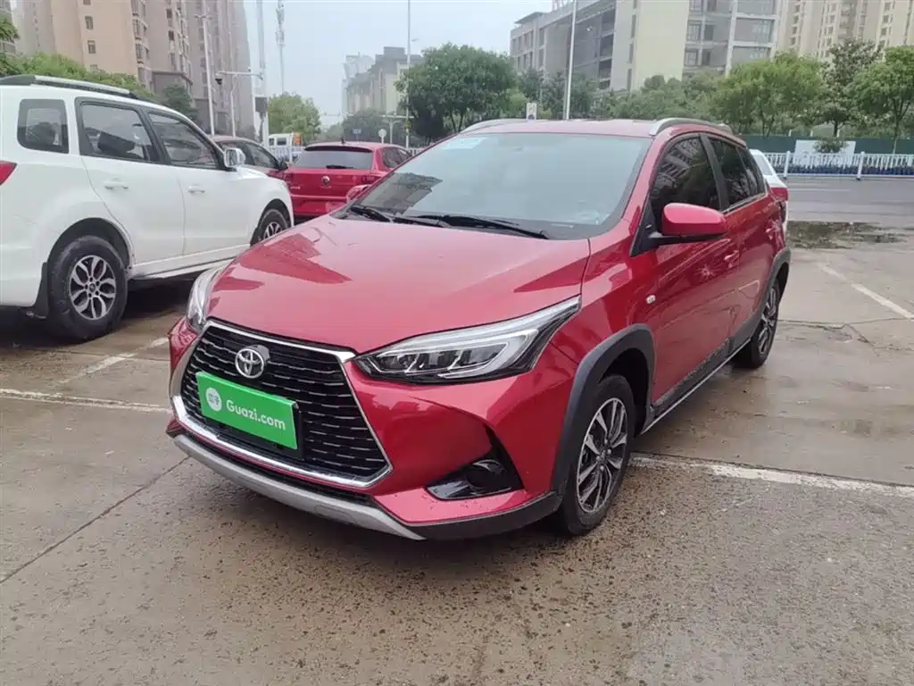 Toyota Yaris L 2022