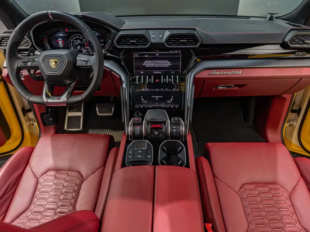 Lamborghini Urus 2021 4.0T V8