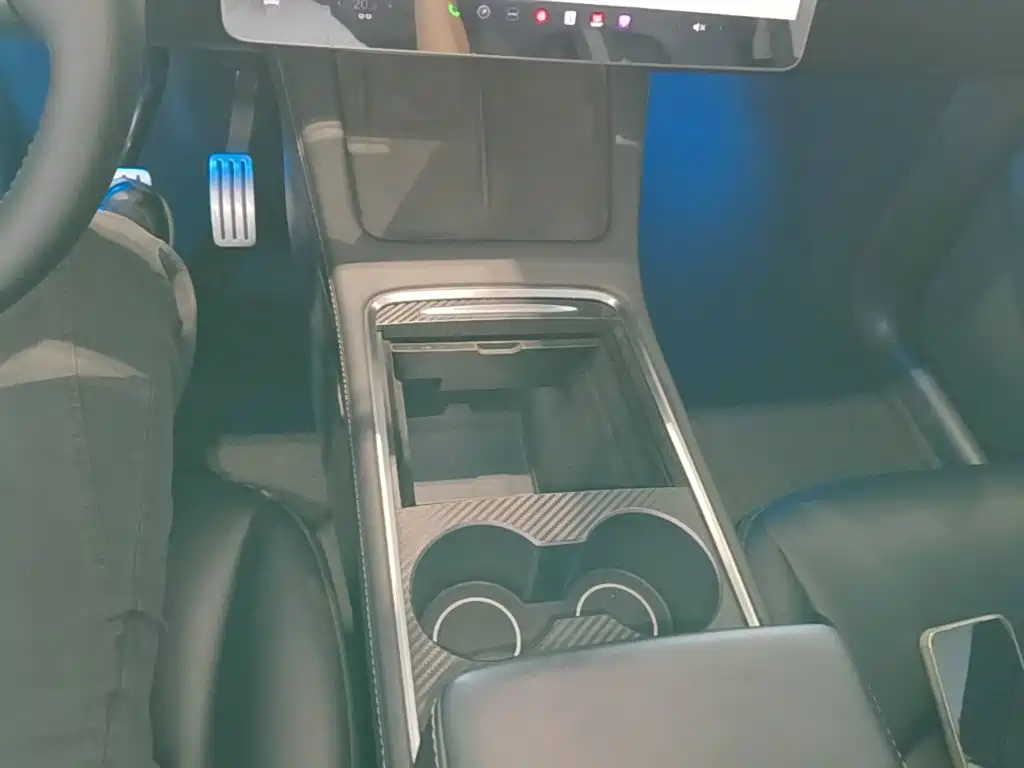 Tesla Model Y — фотографии объявления, Фото 14