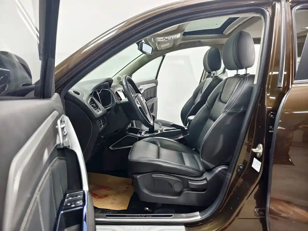 Geely Vision X6 — миниатюра 11