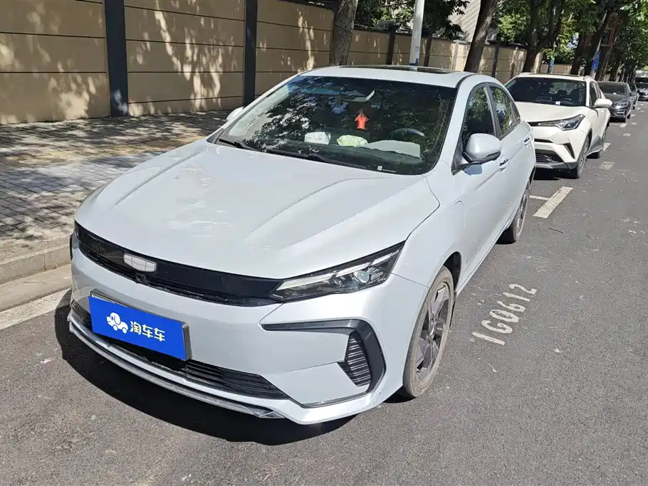 Geely L HiP 2024