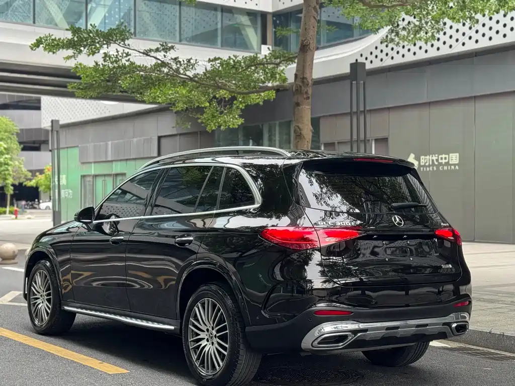 Mercedes-Benz GLC 2025 GLC 300 L 4MATIC 7 мест