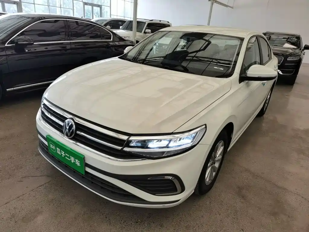 Volkswagen Bora 2023 200TSI DSG