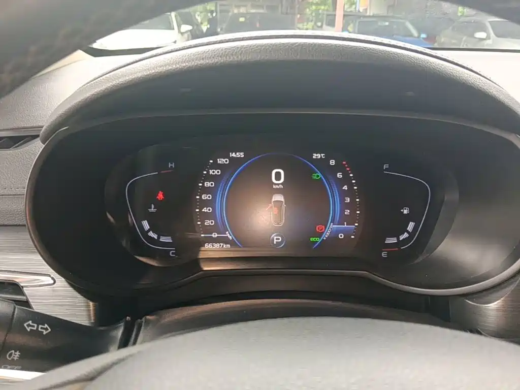 Geely Emgrand GS — миниатюра 12