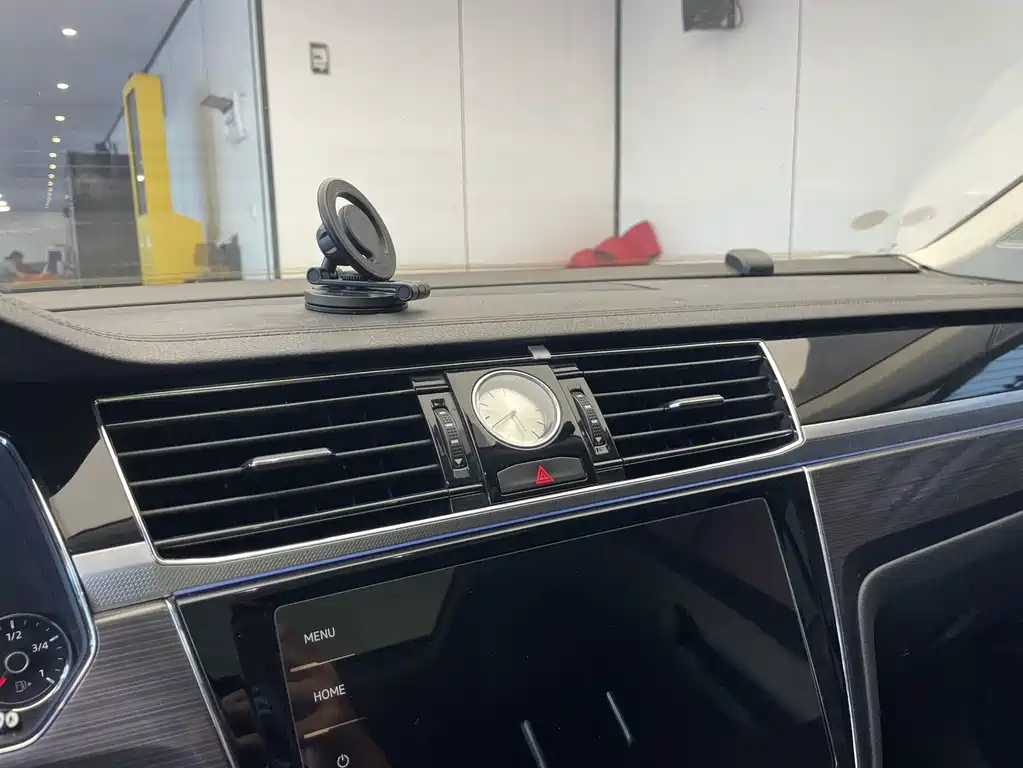 Volkswagen Phideon — миниатюра 13