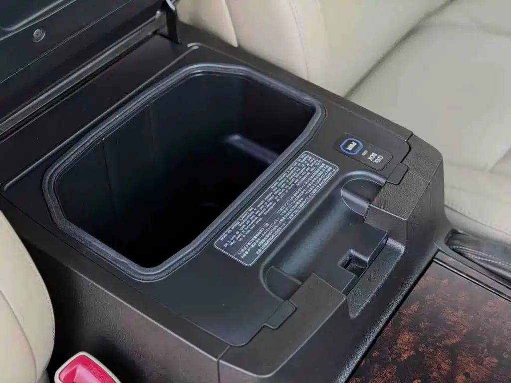 Toyota Land Cruiser — миниатюра 17