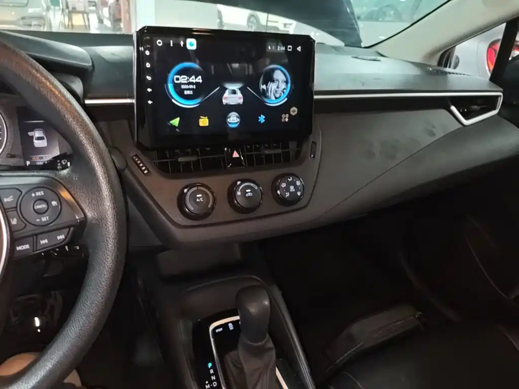 Toyota Corolla — миниатюра 13
