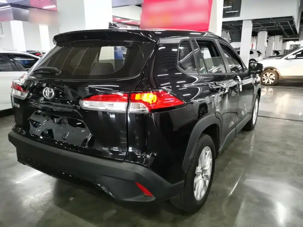 Toyota Corolla Cross — миниатюра 7