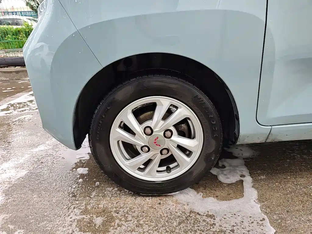 Wuling MINIEV — миниатюра 23