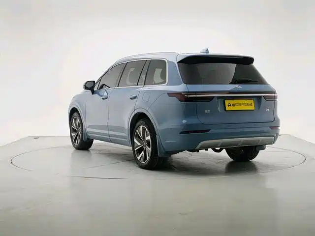 Li Auto ONE 2021 6 мест