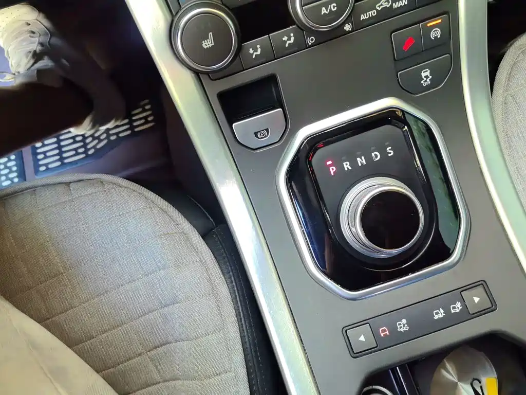 Land Rover Evoque — миниатюра 10