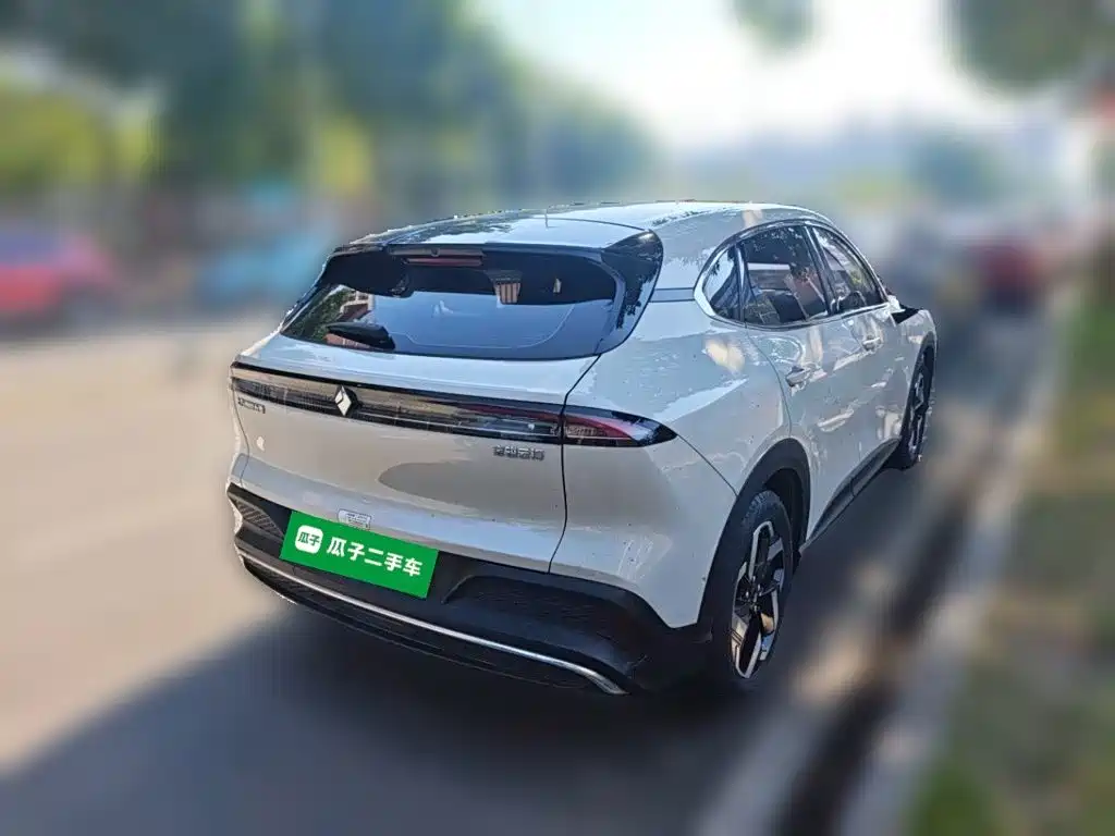Baojun Yunhai — миниатюра 4