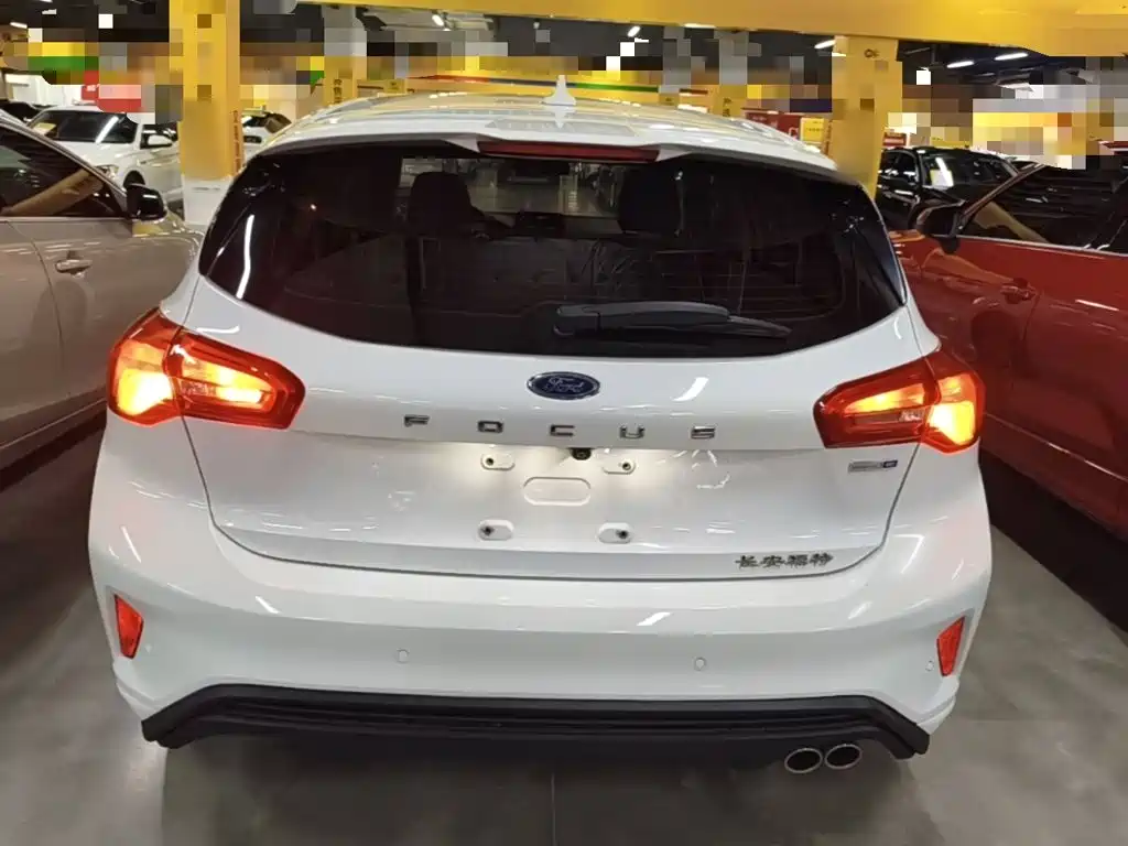 Ford Focus — миниатюра 6