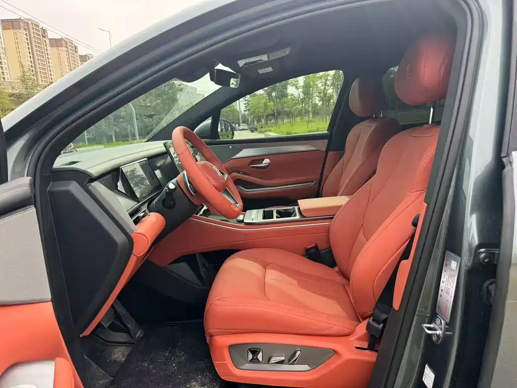 BYD Tang L L 2025 EV 670KM Premium