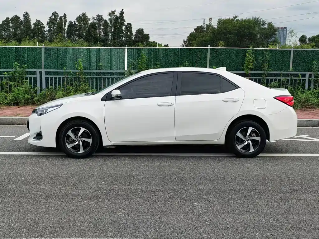Toyota Levin — миниатюра 4