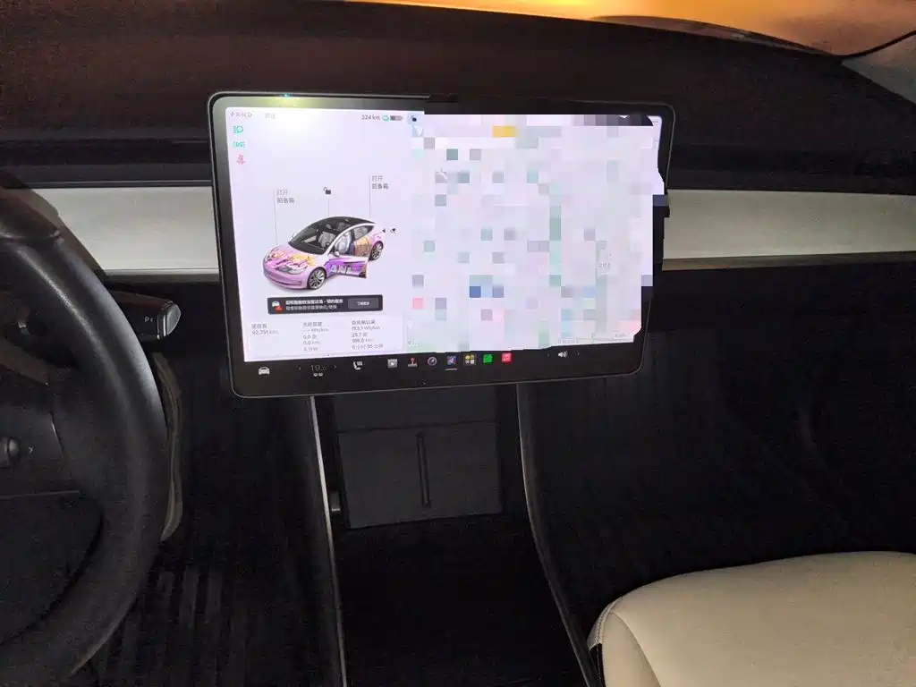 Tesla Model 3 — миниатюра 9