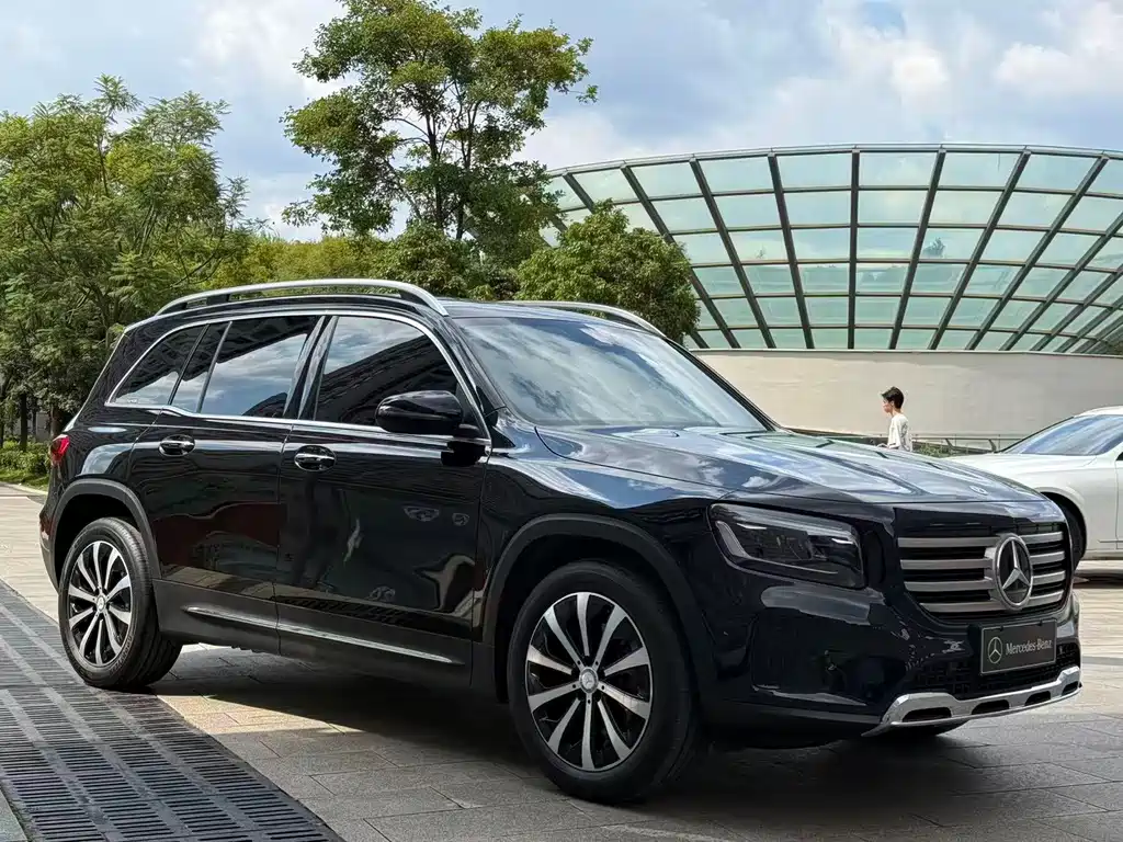 Mercedes-Benz GLB — миниатюра 2
