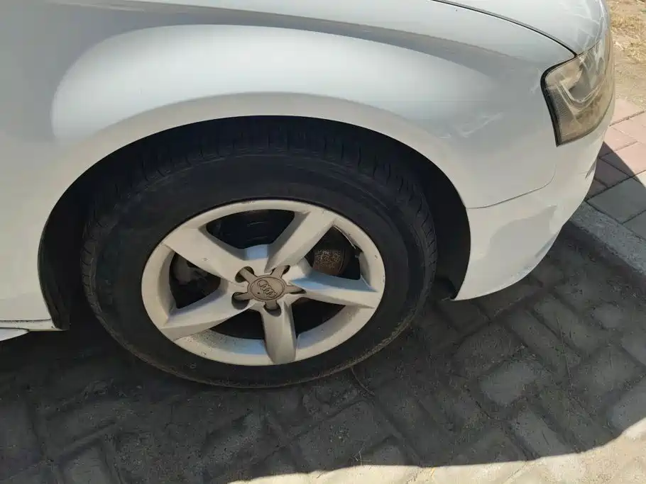Audi A4L — миниатюра 6