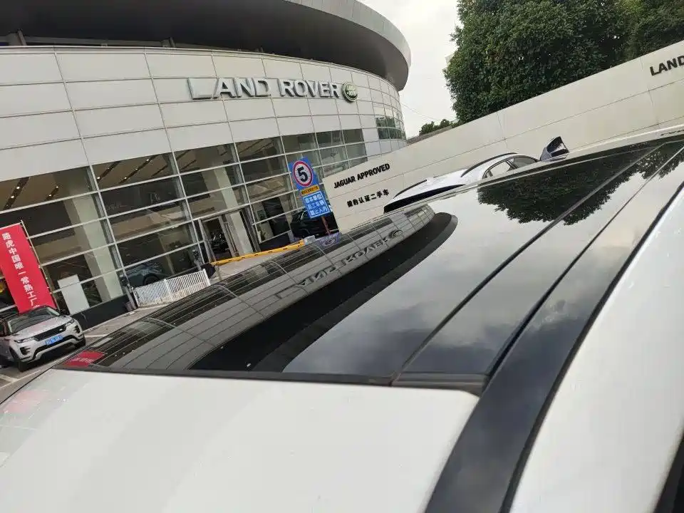 Land Rover Range Rover Velar 2022 250PS