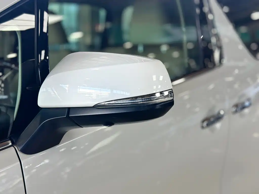 Toyota Alphard 2015 3.5L Luxury