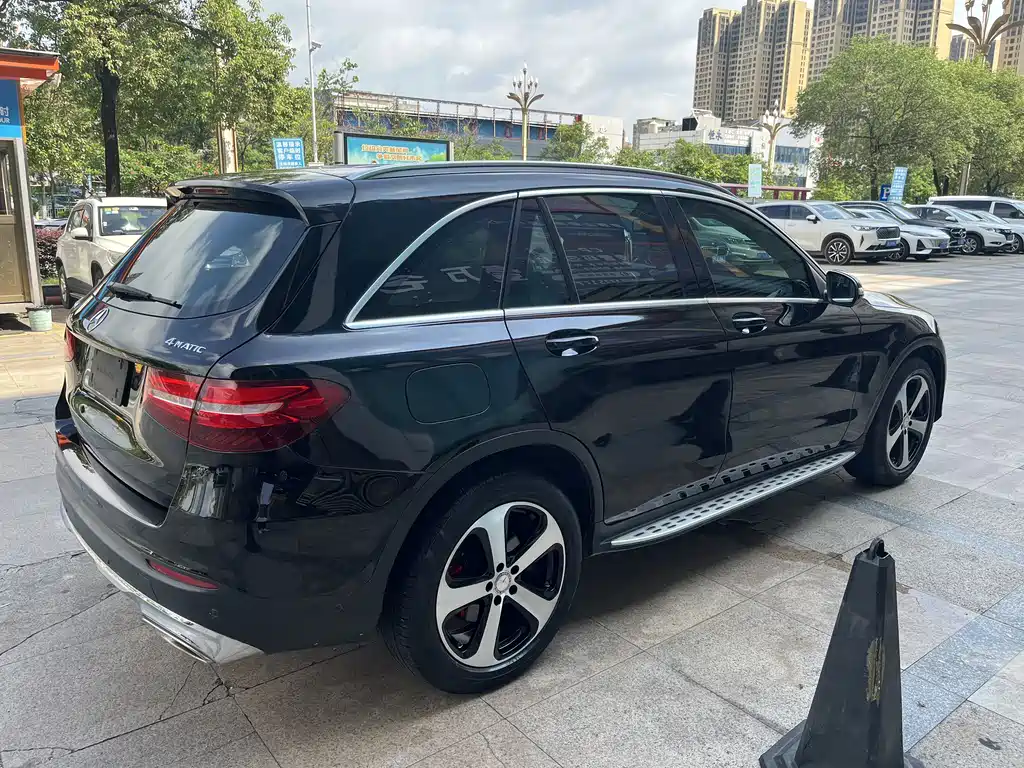 Mercedes-Benz GLC 2017 GLC 260 4MATIC Luxury