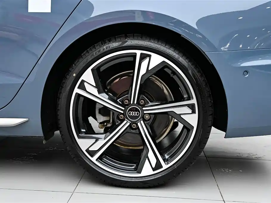 Audi A4L — фотографии объявления, Фото 35