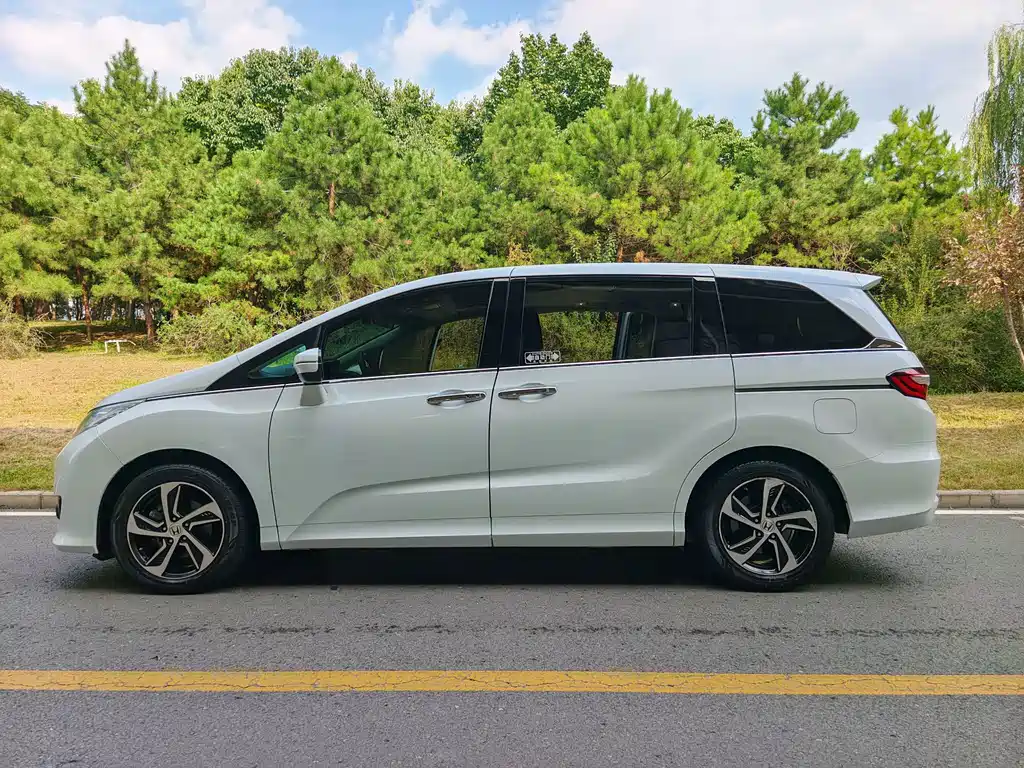 Honda Odyssey — миниатюра 13