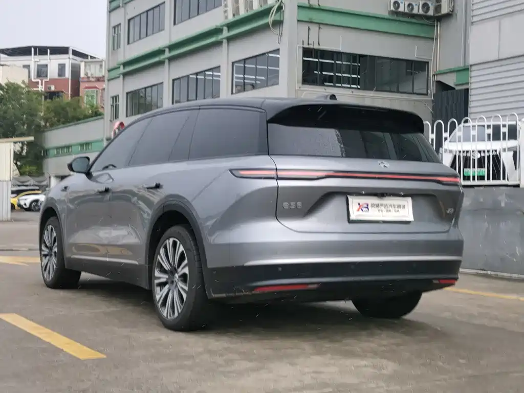 NIO ES8 — миниатюра 4
