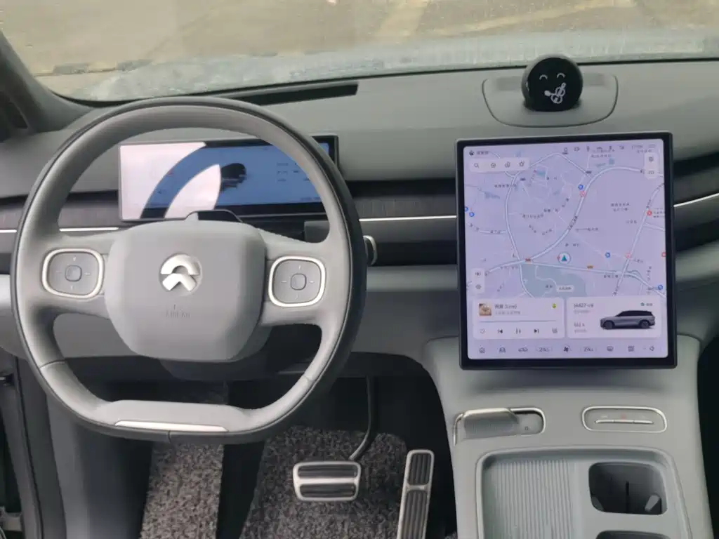NIO ES8 — миниатюра 7