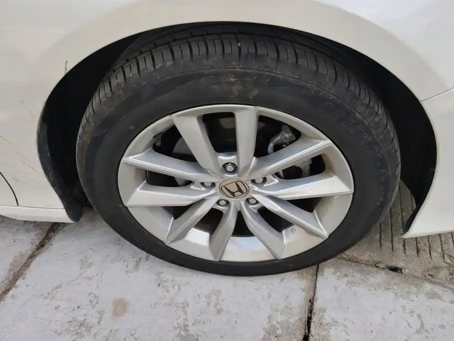 Honda Accord — миниатюра 6