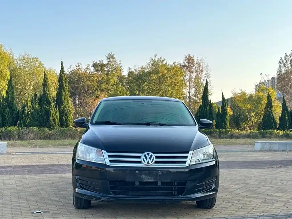 Volkswagen Santana — миниатюра 2