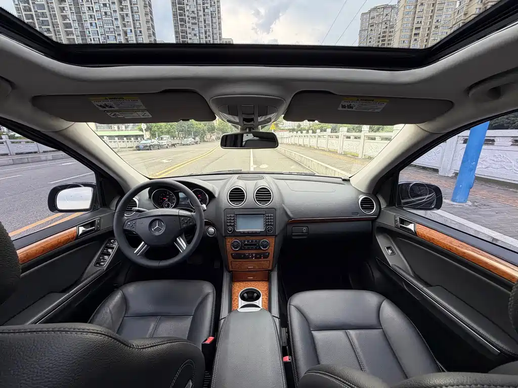 Mercedes-Benz GL-Class — миниатюра 6