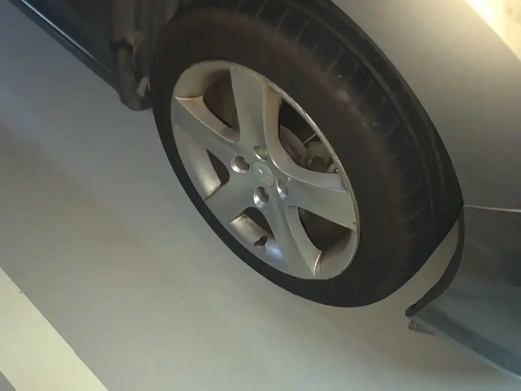 Peugeot 408 — миниатюра 8