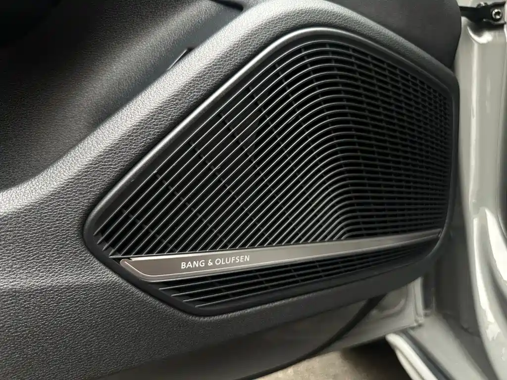 Audi A4 (Import) — миниатюра 14