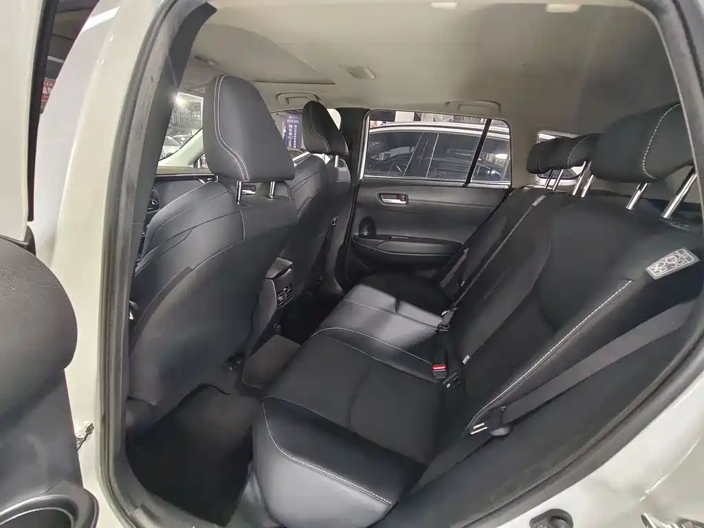 Toyota Frontlander 2023 2.0L CVT Luxury